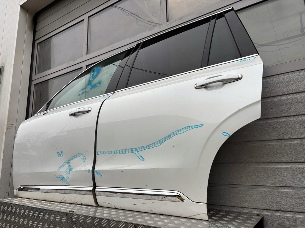 фото №7, Volvo xc90 ii дверь левая перед задняя eu. 21r.