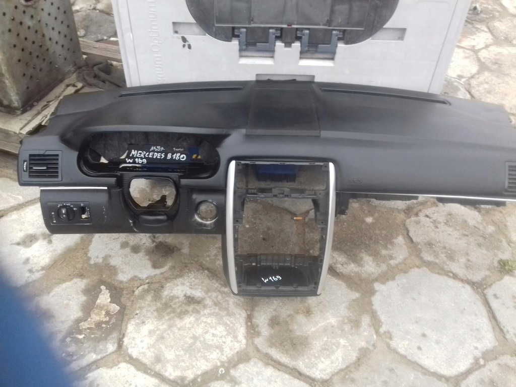 фото №1, Консоль приборная панель mercedes w169
