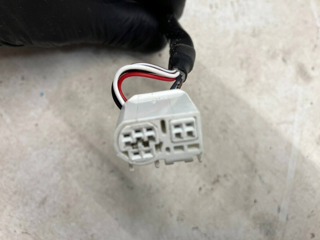 фото №9, Corolla e21 дзеркало зовнішнє повний праве 040 6 pin відкол!