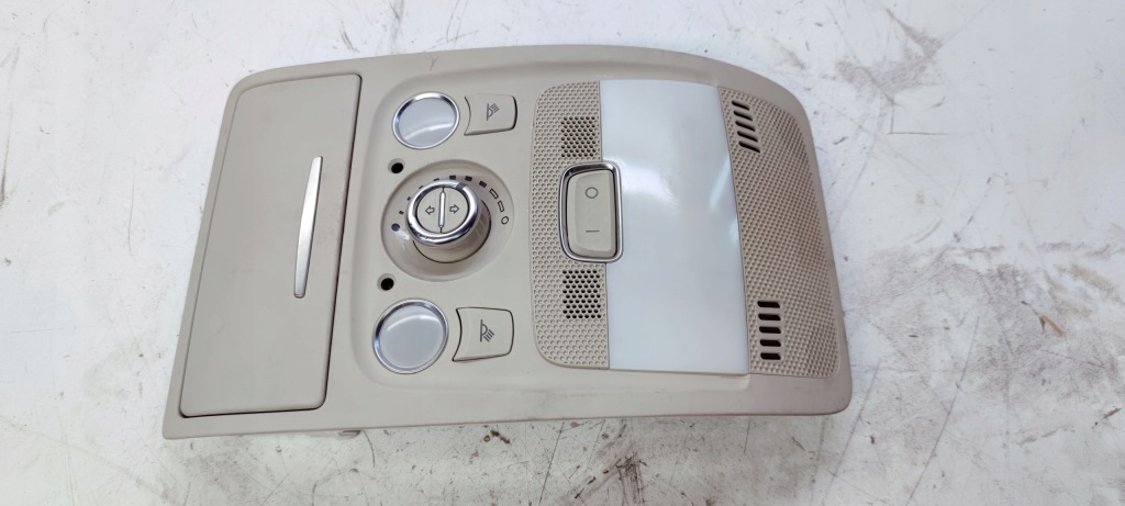 фото №1, Лампа освещение audi a4 b8 a5 8t0947135f u57