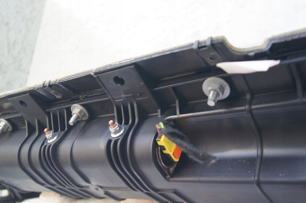 фото №15, Mercedes w166 ml350 подушка безпеки подушки безпеки панель приладів ремені