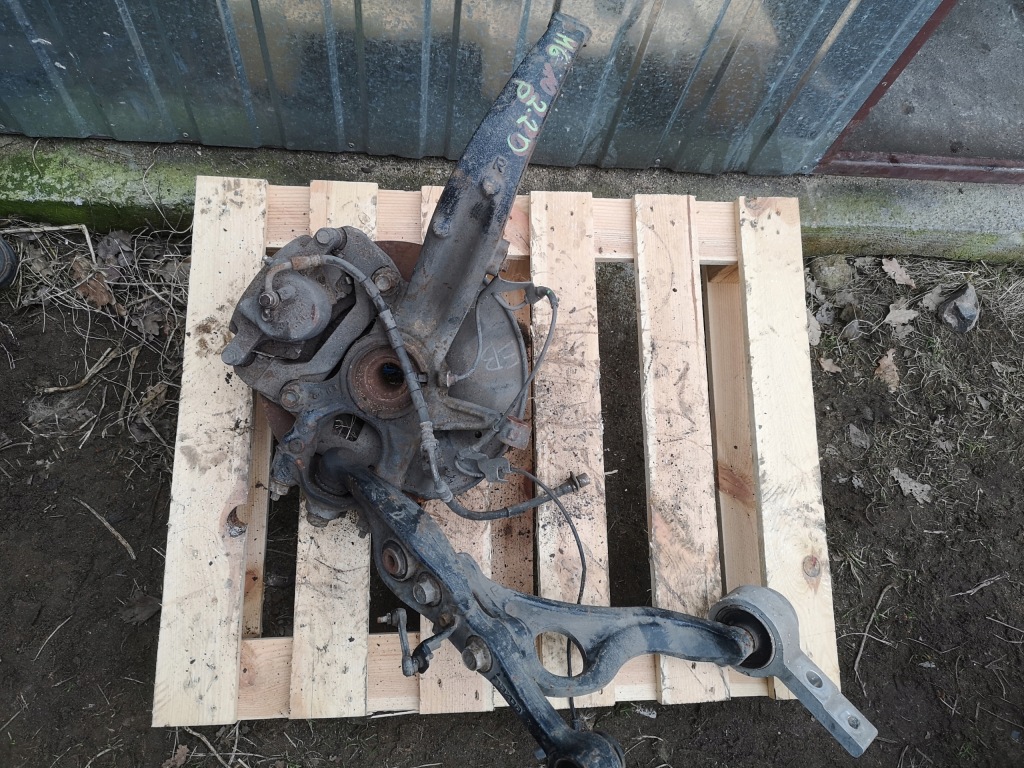 фото №1, Mazda 6 2011 ступиця поворотний кулак права передня 2.2d