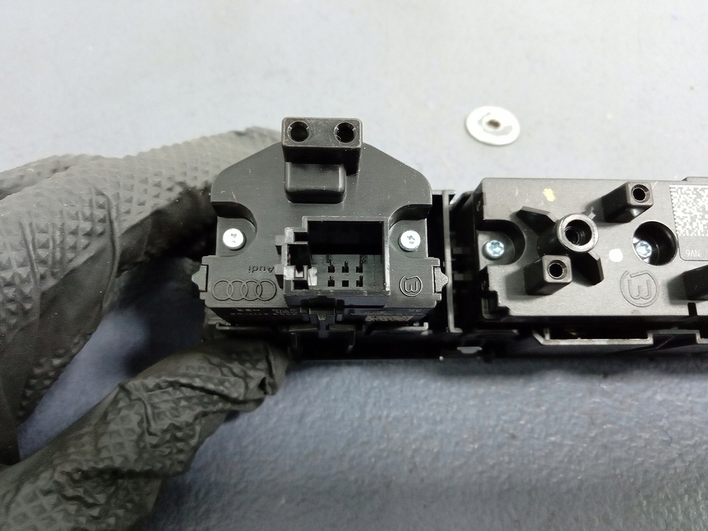 фото №5, Audi a6 c8 4k переключатели радио камера 4n0959673