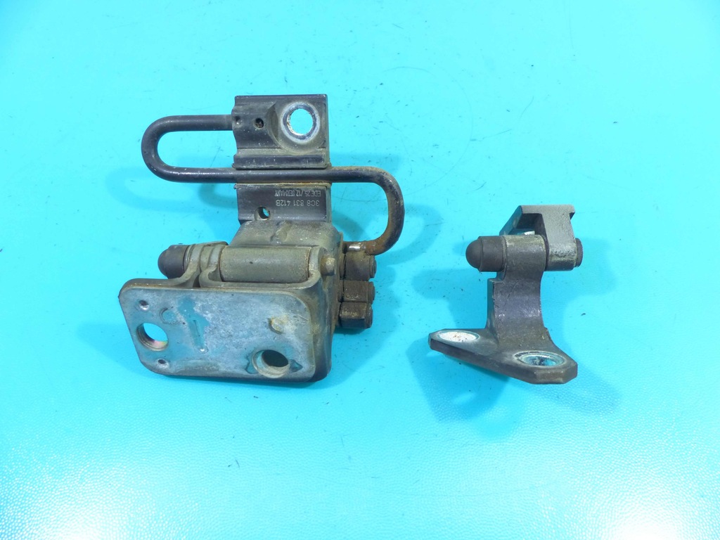 фото №2, Петля двері перед правий vw passat cc