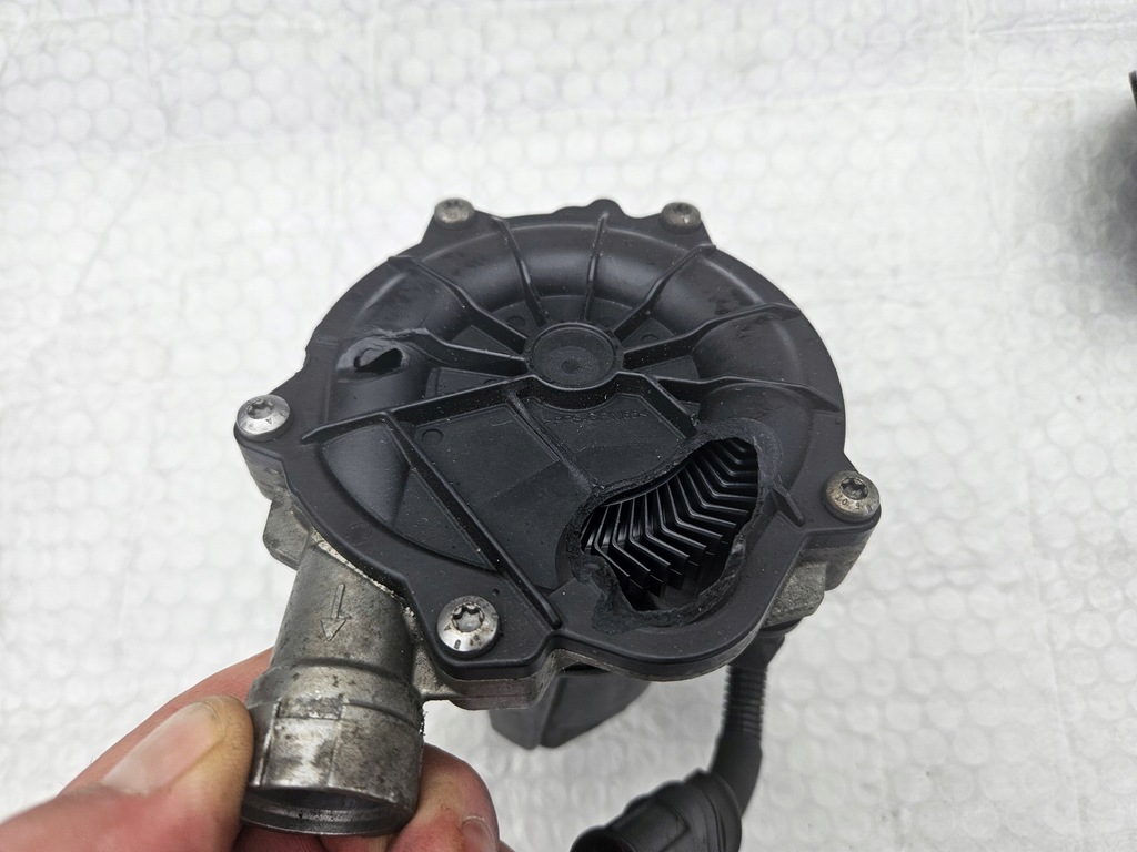 фото №8, Bentley continental flying 4w0 gt gtc насос повітря вторинного 079959231c