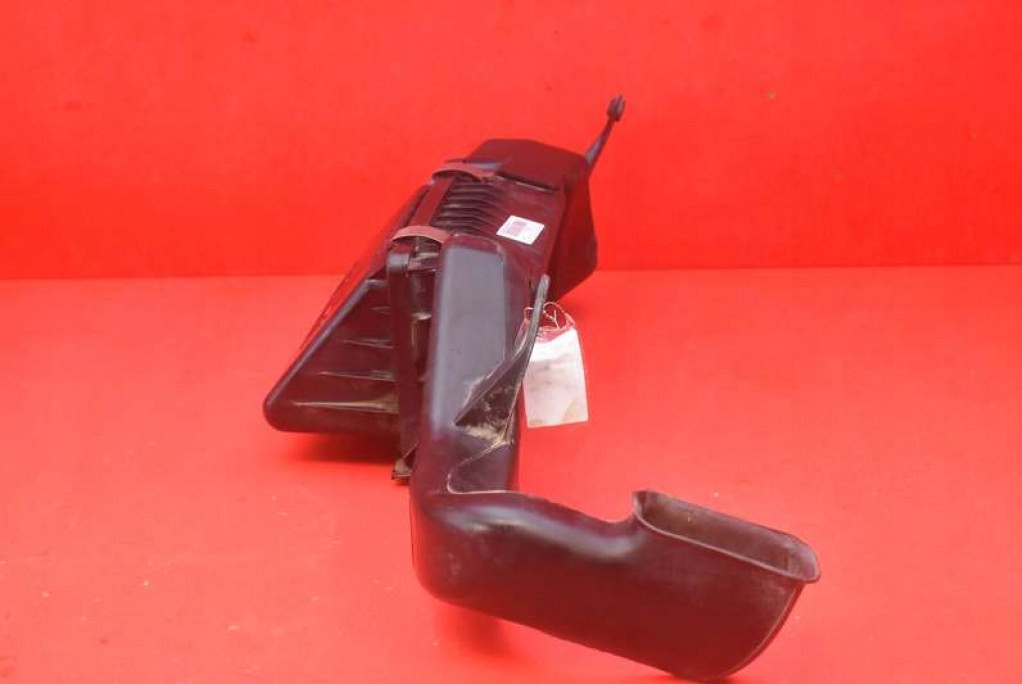 фото №6, Корпус фільтра повітря 15082553 gmc safari 2 ii 4.3 v6 192 km 95-05