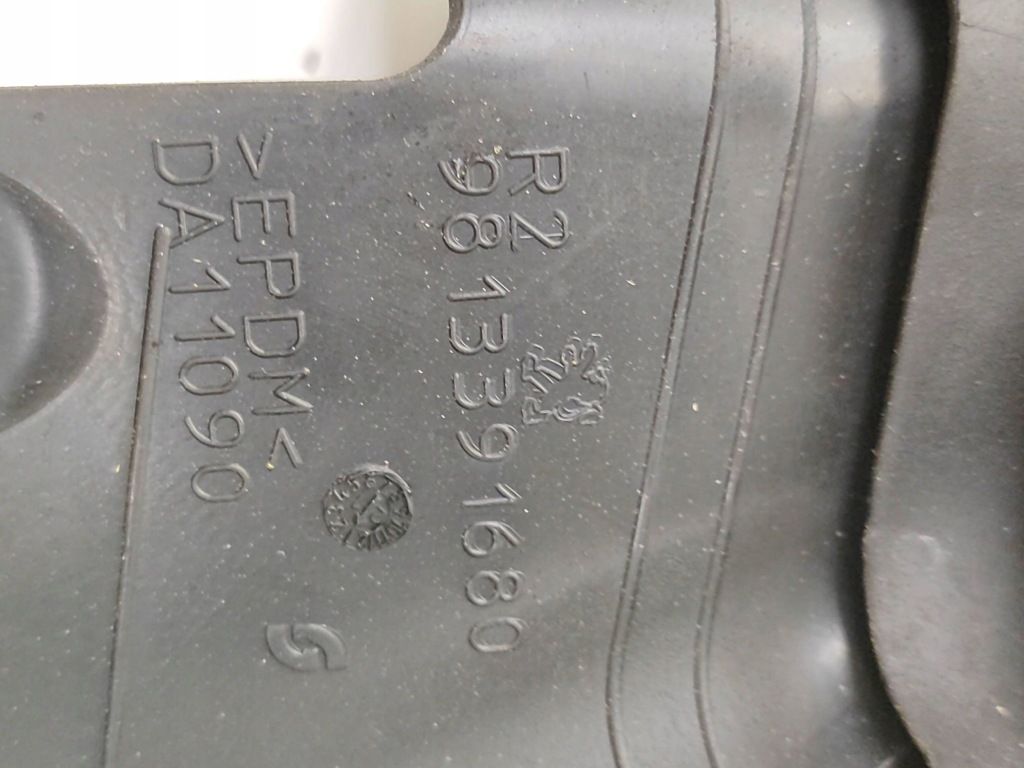 Peugeot 508 2 2021 задній сторона правий гумовий прокладка скло двері задніх Київ