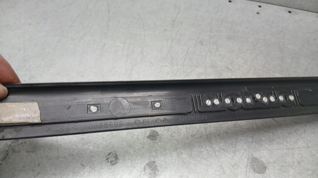 фото №8, Молдинг порог левый перед volvo s60 i 2.4d5 03r 8659960