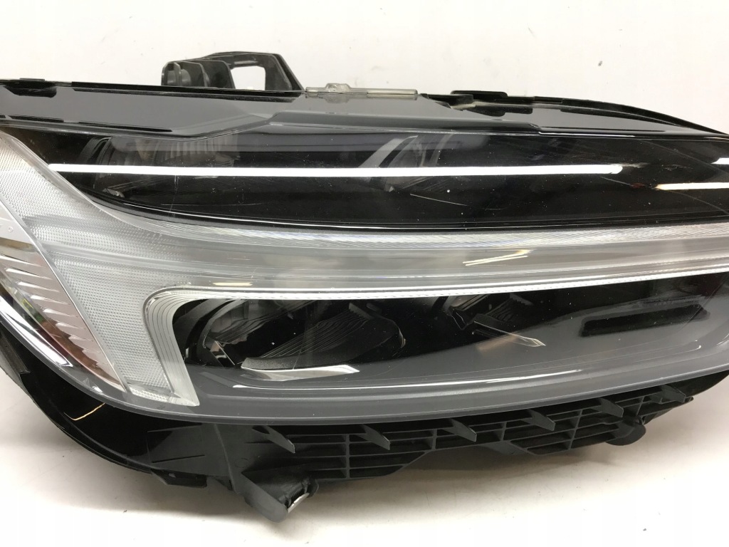 фото №5, Volvo xc60 ii lift лампа правий перед full led 32338977