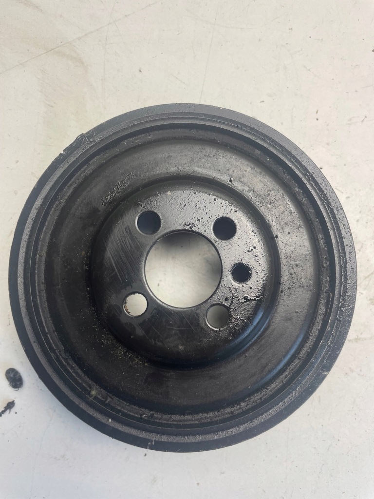 фото №1, Audi a3 golf seat leon шкив 03g105243