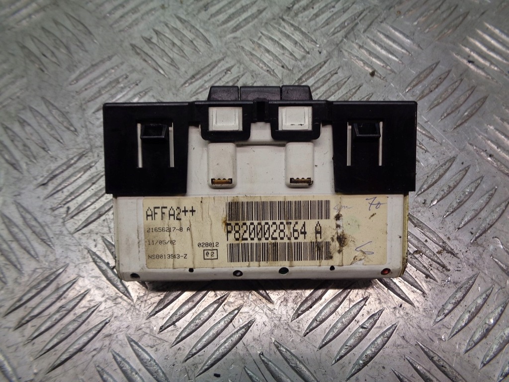 фото №4, Дисплей renault clio ii 8200028364