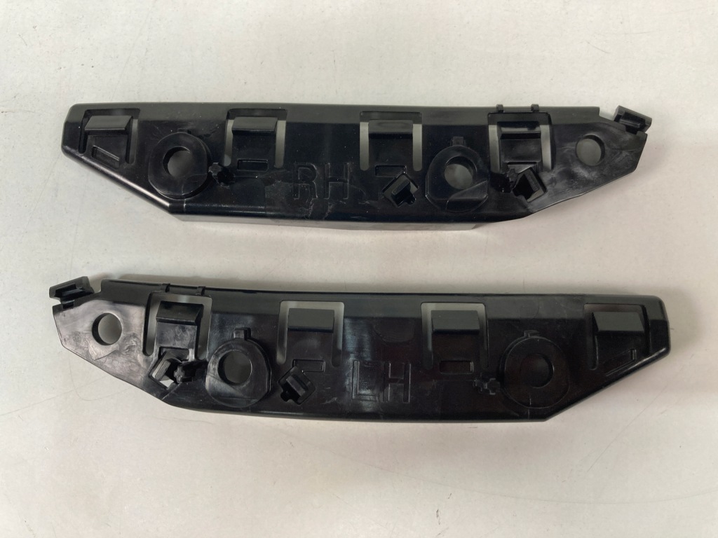 Купити Напрямна бампера передній лівий правий tesla model 3