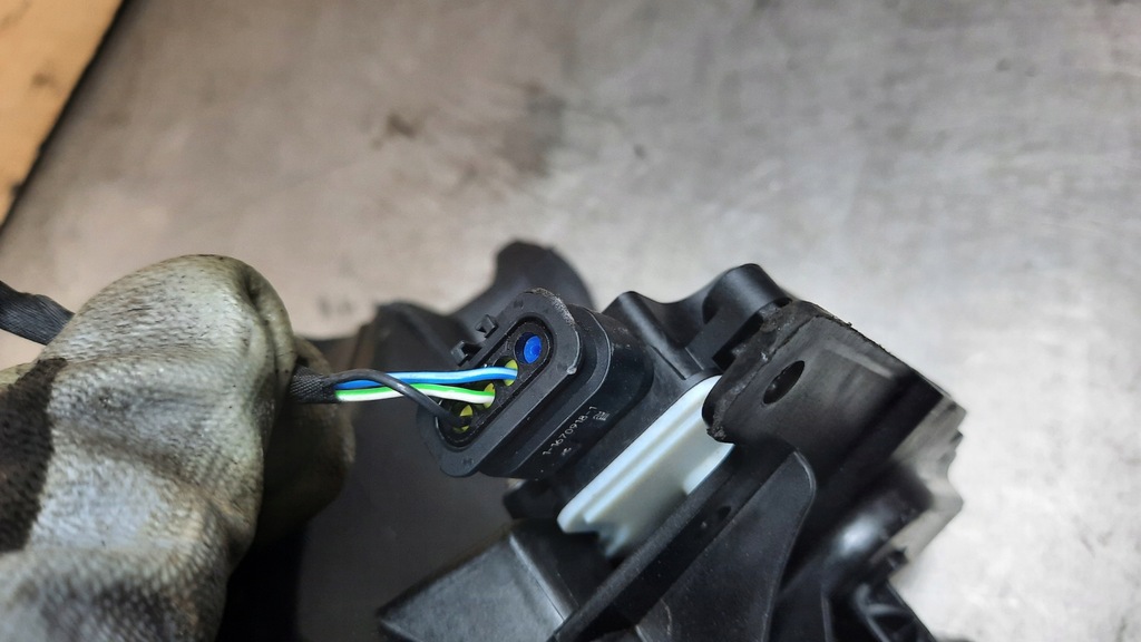 фото №8, Volvo xc90 16-18r жалюзі впуск повітропровід 31353797