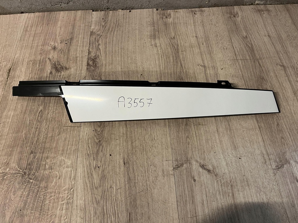 фото №1, Volvo xc60 ii молдинг рамки стійка двері лівий перед 32257328