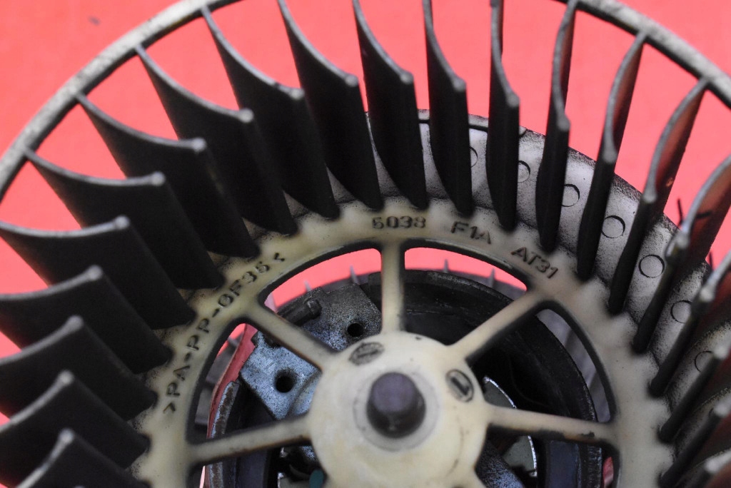 фото №9, Повітродувка вентилятор обдув eu 83724939 bmw e39 95-00