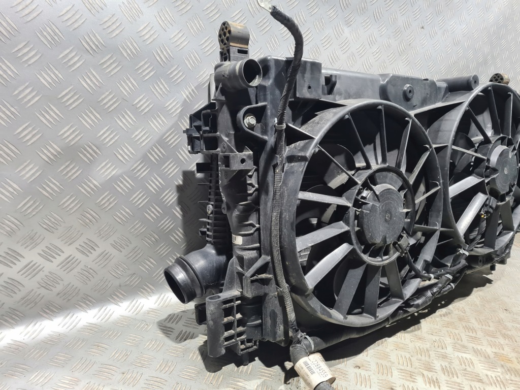 фото №9, Радіатор води інтеркулер вентилятор insignia a 2.0 turbo 250km механічна коробка передач