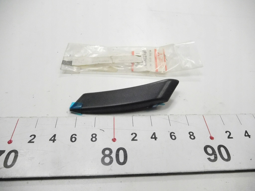 фото №6, Молдинг правий задня mitsubishi galant оригінальний номер mb477620