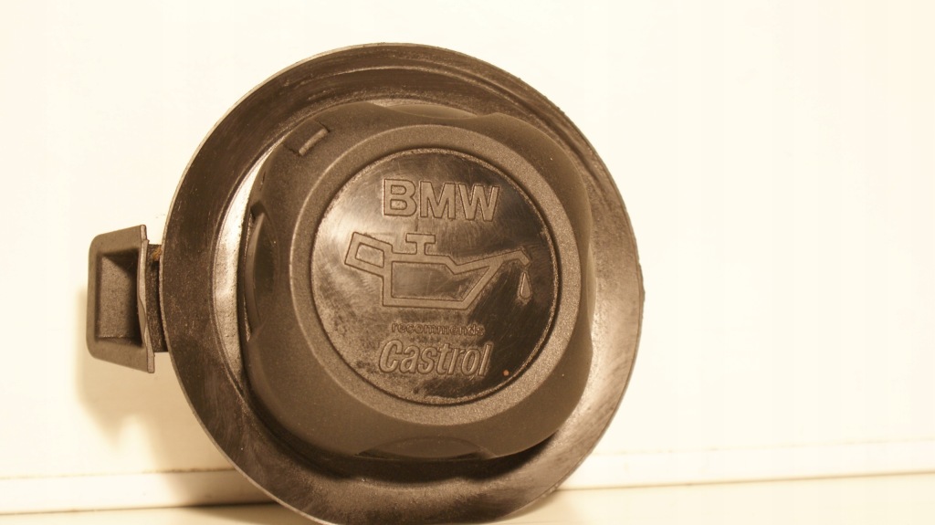 Оригінальний кришка штуцер горловини  оливи bmw Недорого