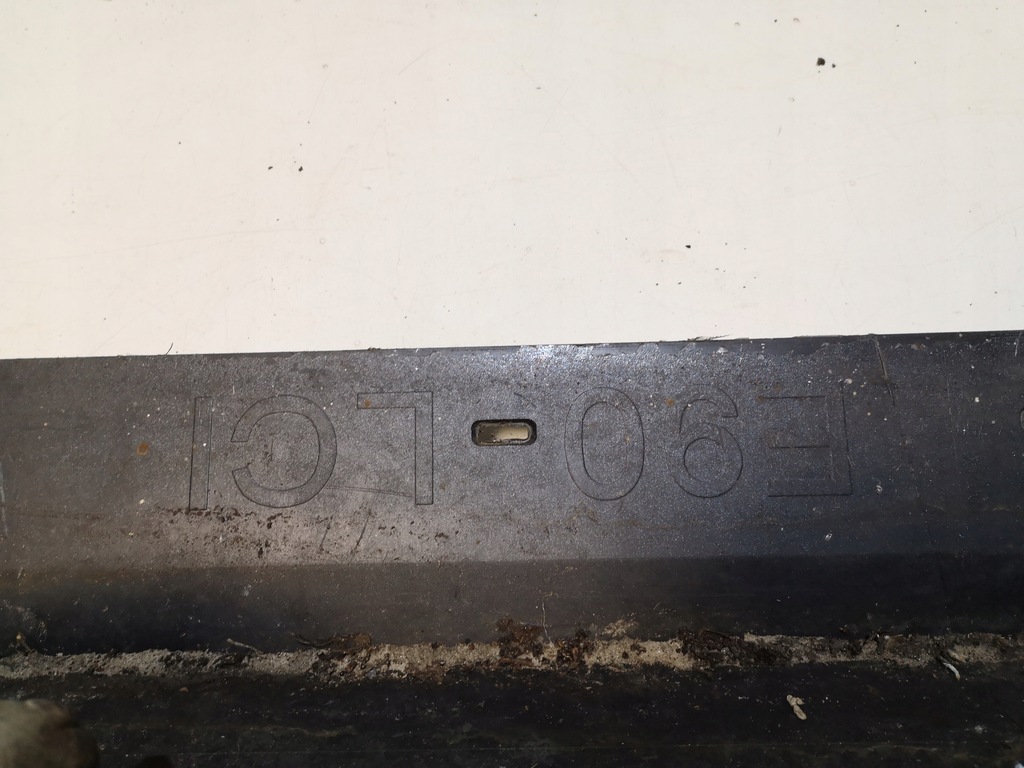 фото №9, Левая молдинг порог bmw e90 e91 lci lift