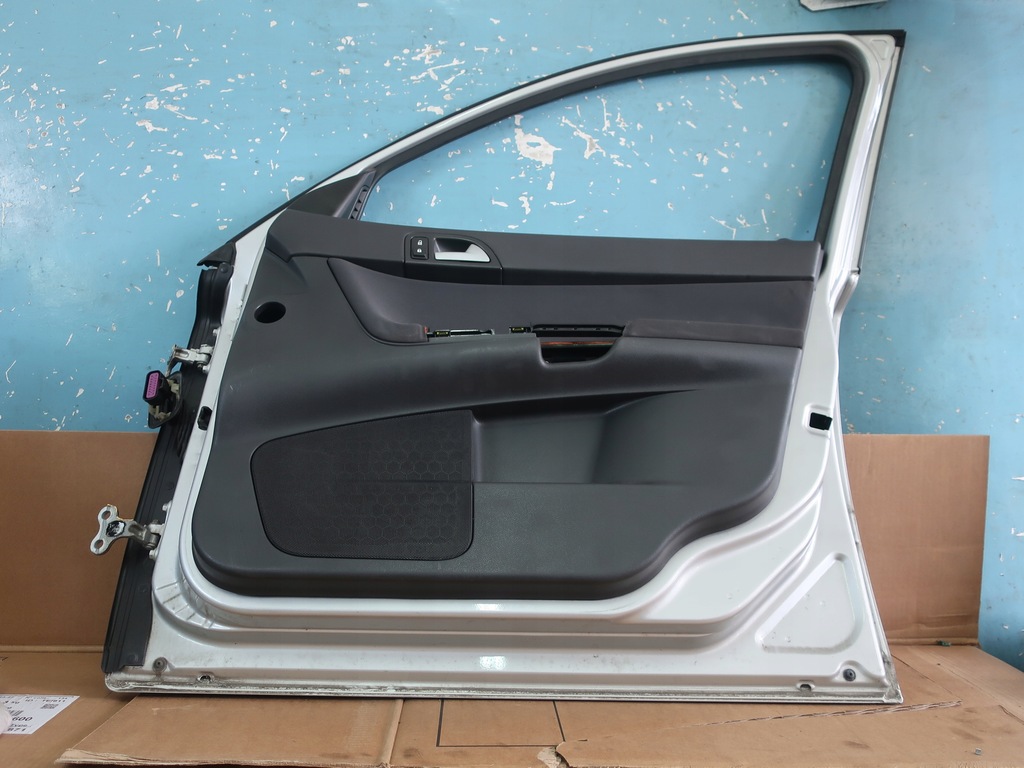 фото №6, Volvo v50 s40 ii 04-07r дверь правое перед 426-26