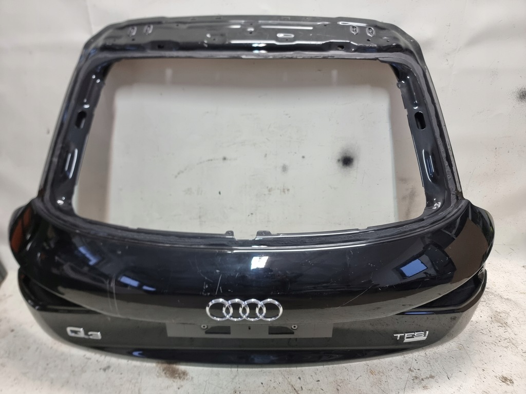 фото №1, Audi q3 8u0 кришка багажника задня задня