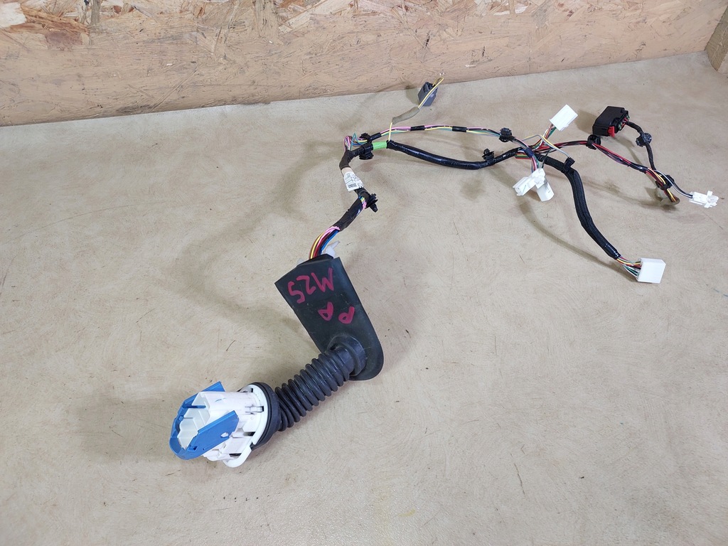 фото №1, Mazda 5 cr джгут двері правий перед 05-10