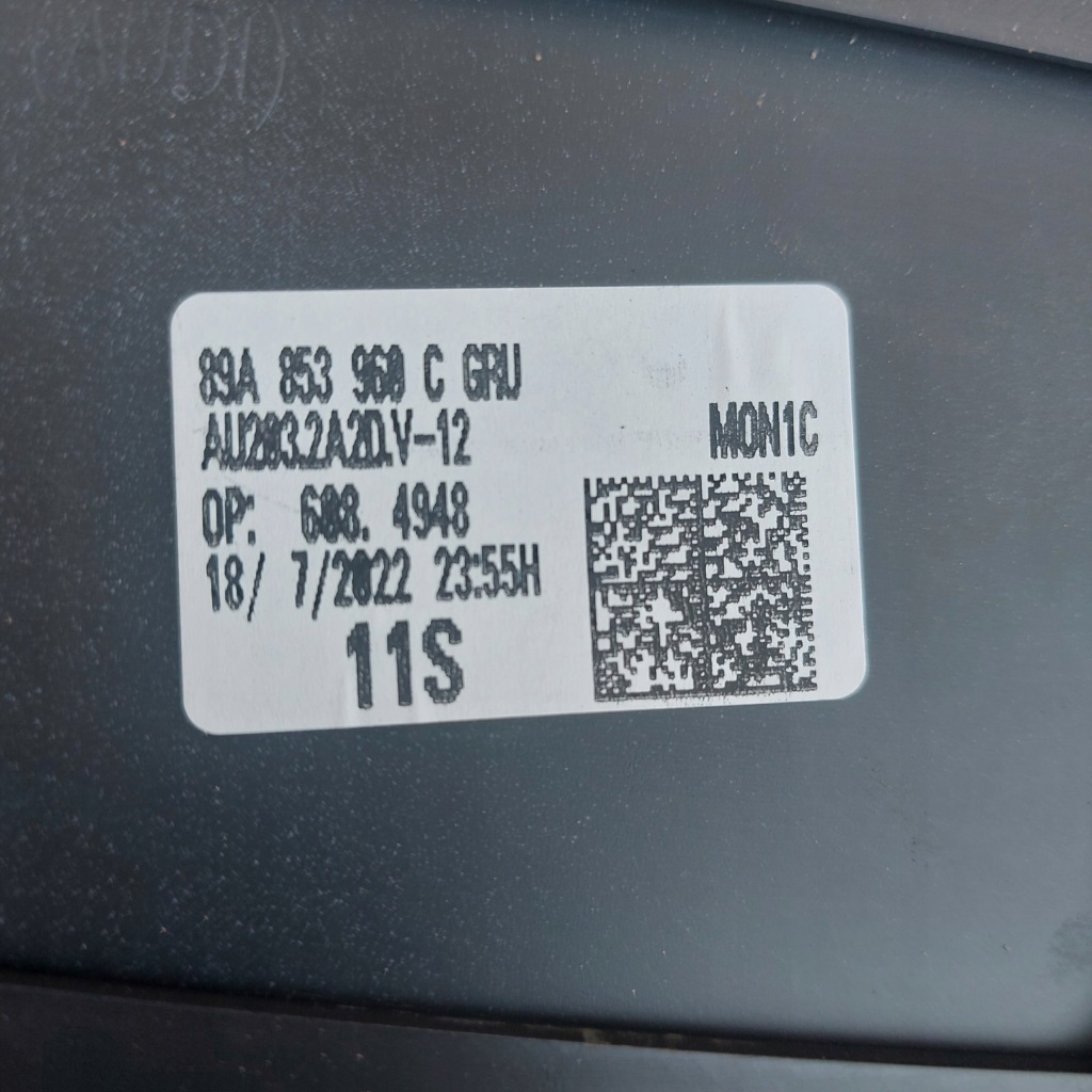 фото №10, Audi q4 e tron 89a853960b молдинг права перед оригінальний номер