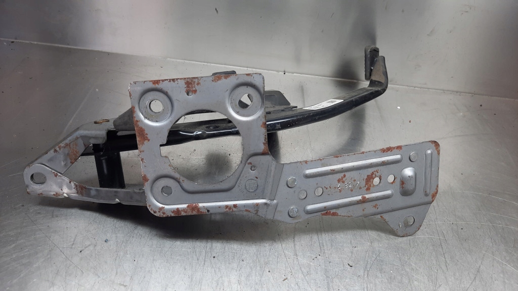 фото №6, Педаль гальма датчик 30714997 volvo v50 2.0 hdi 04r