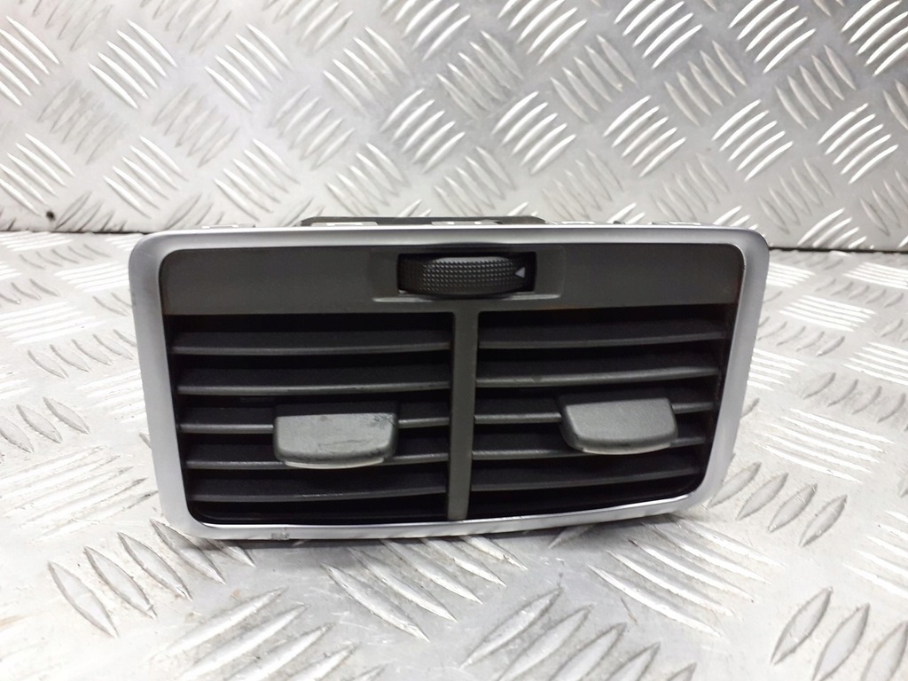 фото №1, Решітка обдув задня audi a6 c6 4f0819203b