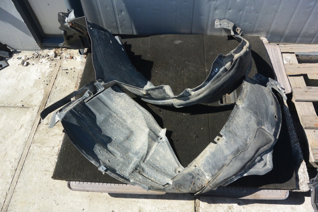 фото №1, Подкрылок правое левая перед toyota prius plus +