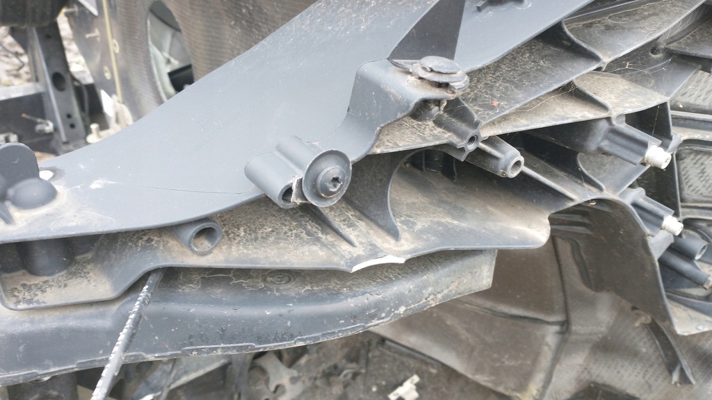 фото №10, Bmw i3 l01 кузов чверть дах задня