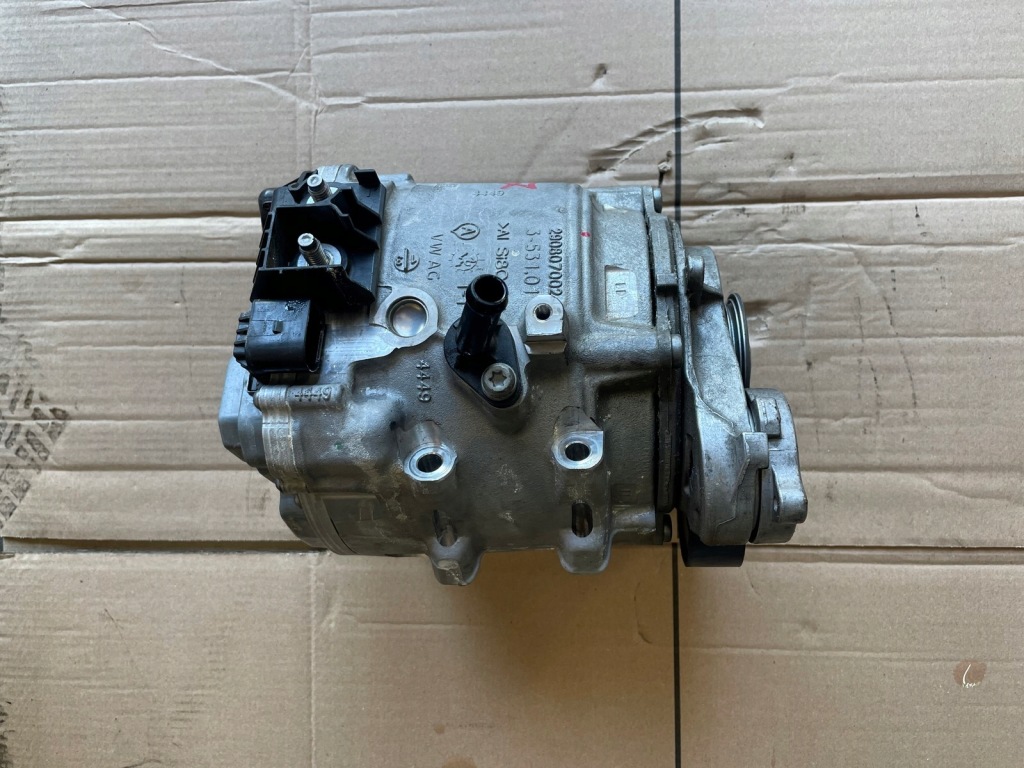 Audi a6 a7 q5 a8 q7 3.0 tdi генератор 4n0903028q в Украине