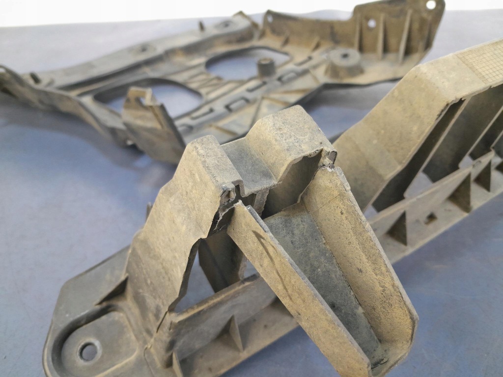 фото №7, Ford transit courier i кронштейн бампера задня