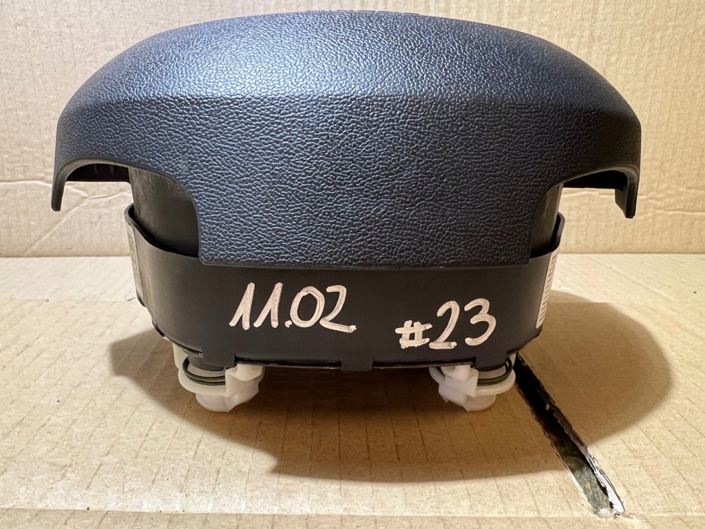 Audi a4 b8 рестайлінг  подушка повітряна подушка безпеки водія 4 спицевий 8k0880201ac Київ