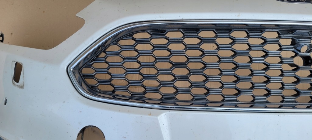 Бампер решётка радиатора перед ford s-max ii mk2 vignale pod камера gm2b-8200 Доставка