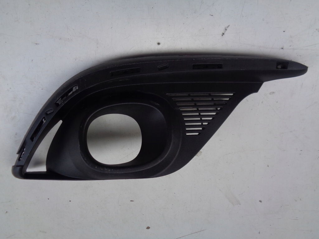 фото №1, Решётка бампера правая renault scenic iv 16-