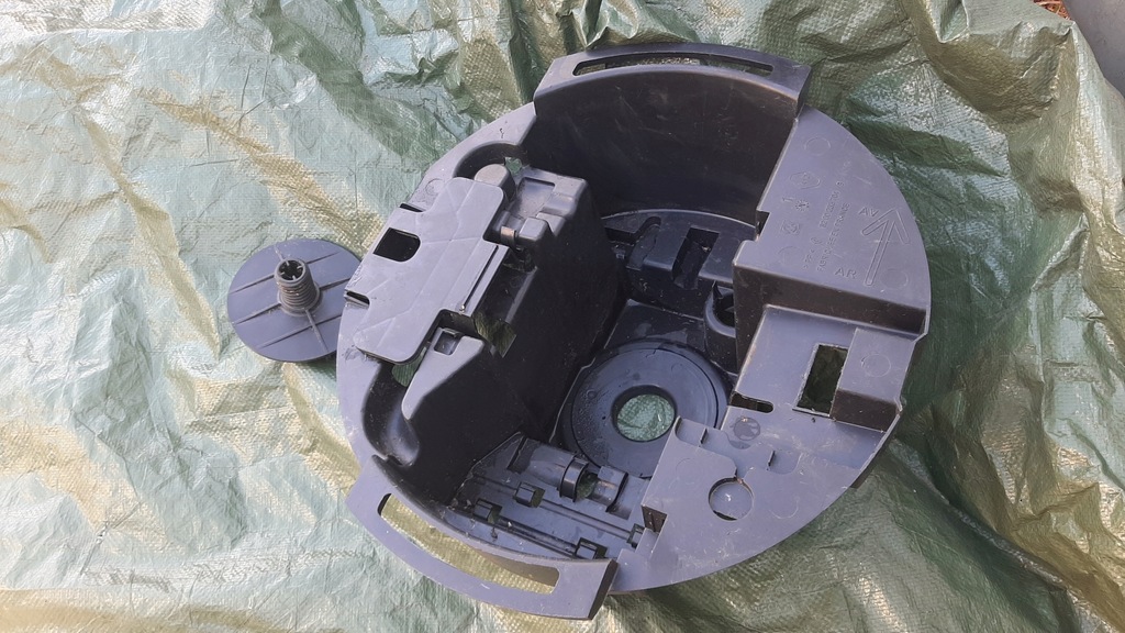 фото №2, 8200233704 вкладыш колеса запасного защита renault scenic ii 2