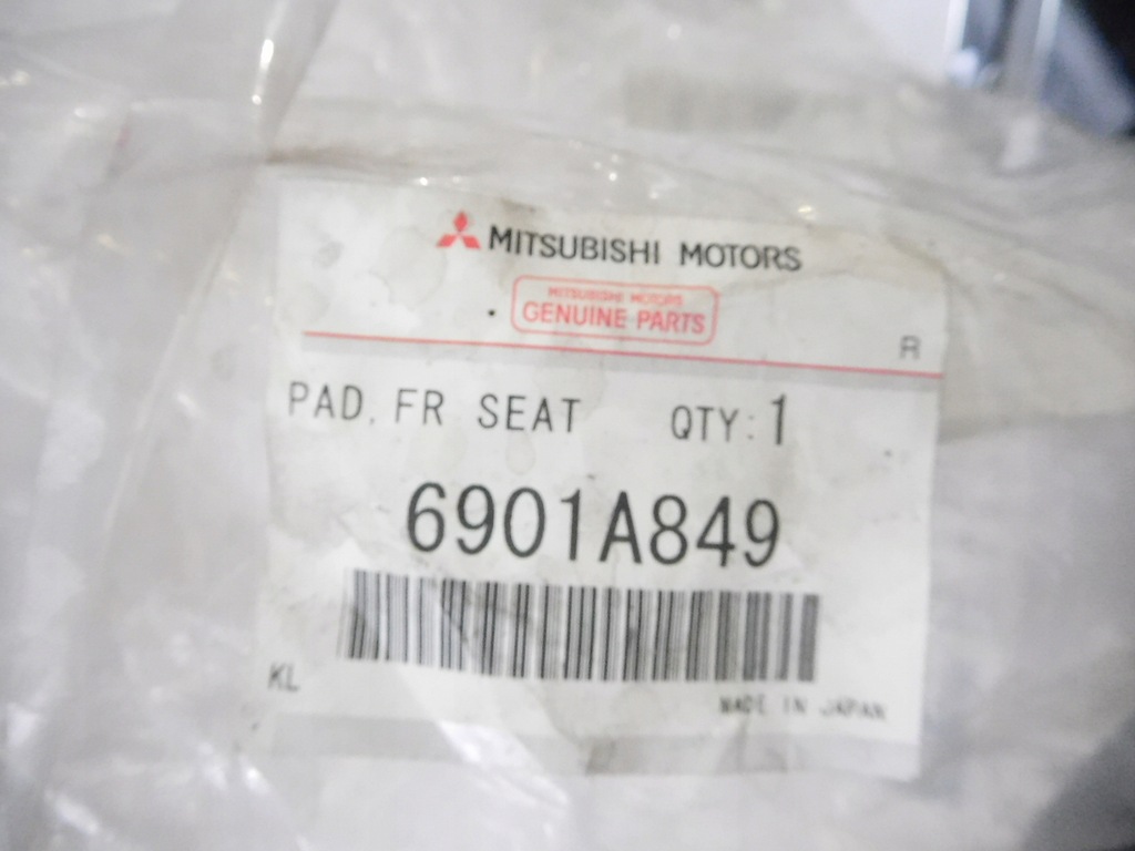 фото №7, Губка спинка сиденье левый перед mitsubishi lancer оригинальный номер 6901a849
