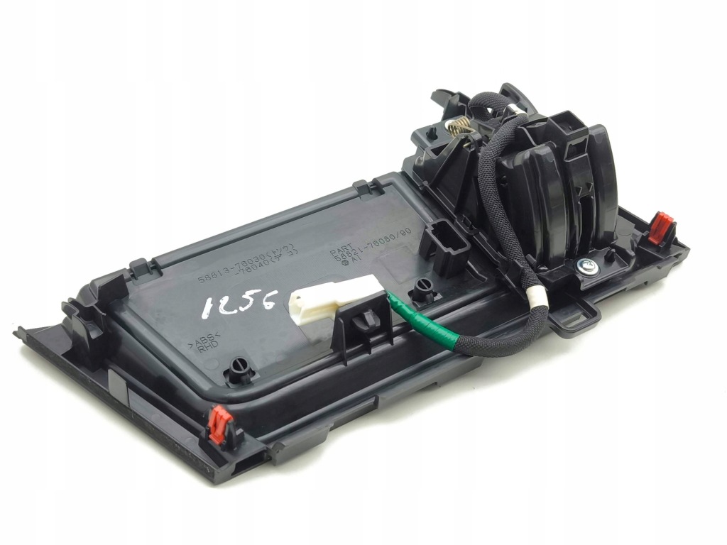 Lexus ux 2020 разъём 12v перед 5881376030 с Разборки