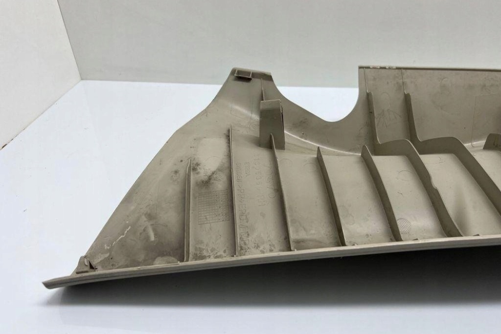 фото №8, Правая задняя защита стойка volvo v40 cross country 526 31305360 дизель