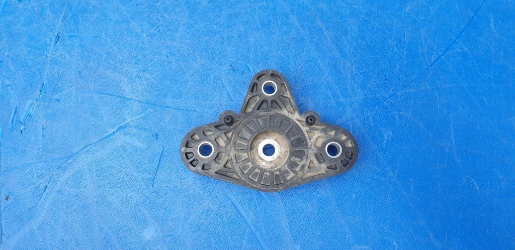 фото №1, Кронштейн амортизатора заднего alfa romeo giulia