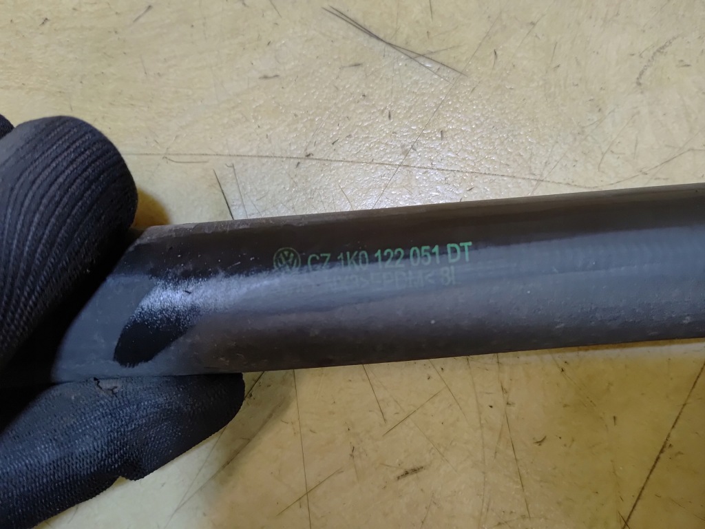 фото №5, Octavia ii 1.6 mpi пабтрубок  воды 1k0122051dt