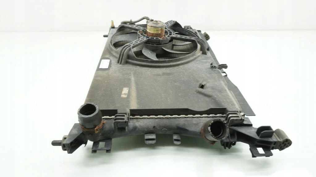 Opel corsa d 1.0 b радіатор води вентилятор 13263540 комплект Недорого