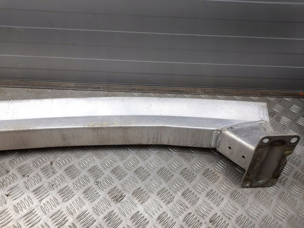 фото №9, Porsche panamera 970 2011 с задний поперечина бампера заднего