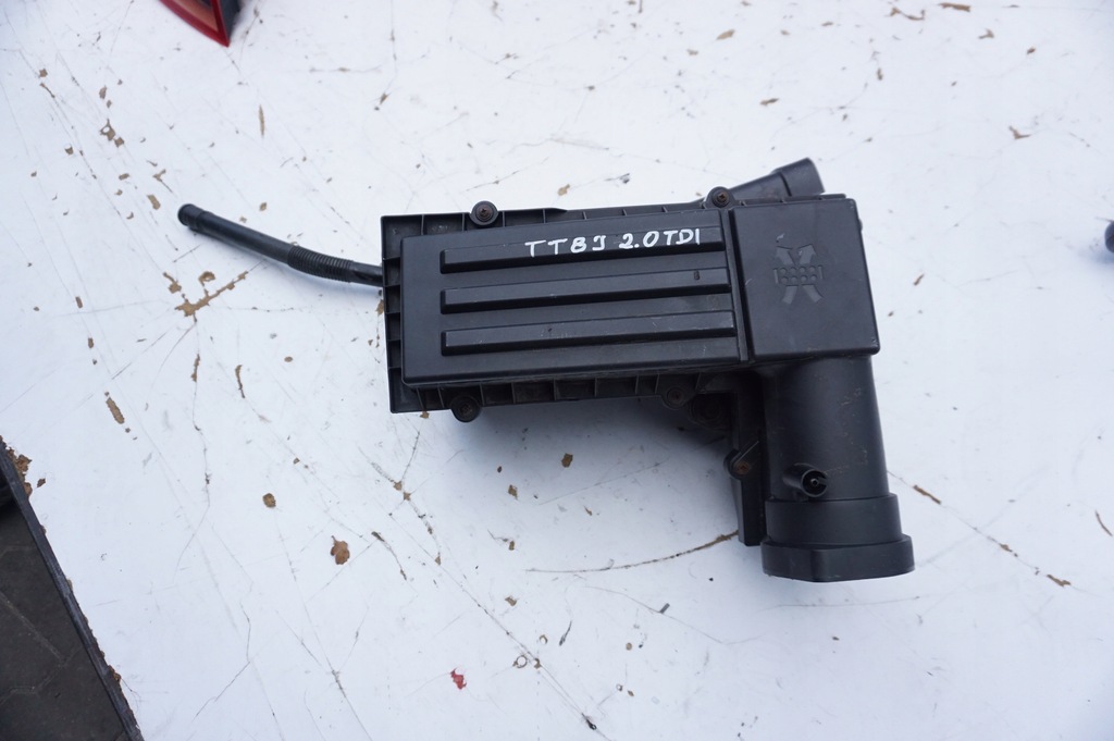 фото №1, Корпус фильтра воздуха audi tt 8j 2.0 tdi