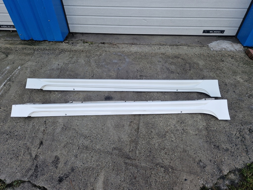 фото №6, Corolla e21 kombi - молдинг накладка порог правая