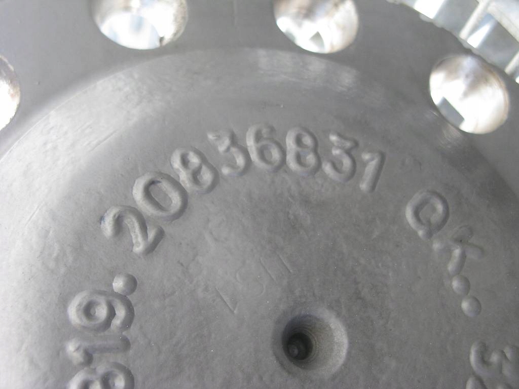 Volvo fh4 renault gama t range приводной вал półośka с блокировка 20836831 Цена