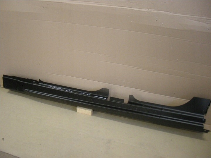 Купить Mercedes s-221 2005 порог левое