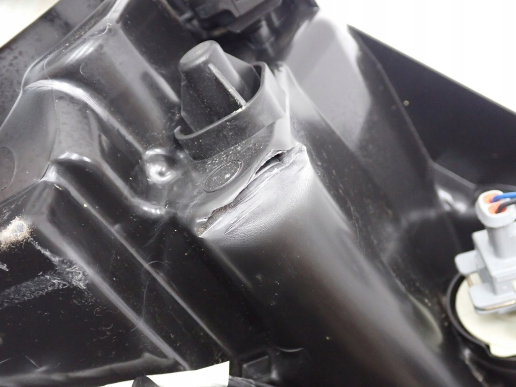 фото №13, Kompletny перед капот лампи бампер europa ligier js50 sport 23r