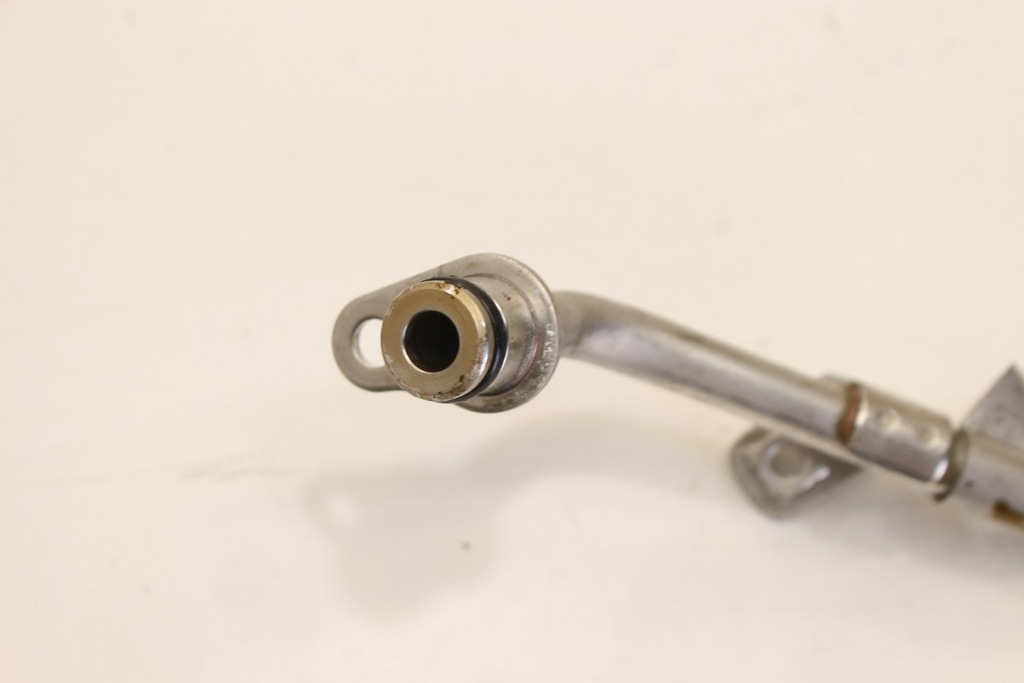 фото №8, Трубка шланг турбины 210457368r dacia duster ii 1.2 tce